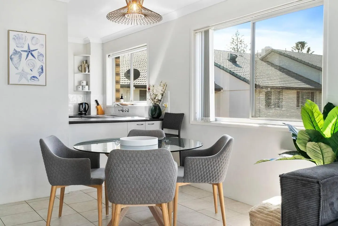 'Golden State Of Mind' Coastal Haven In Broadbeach Gold Coast Australia